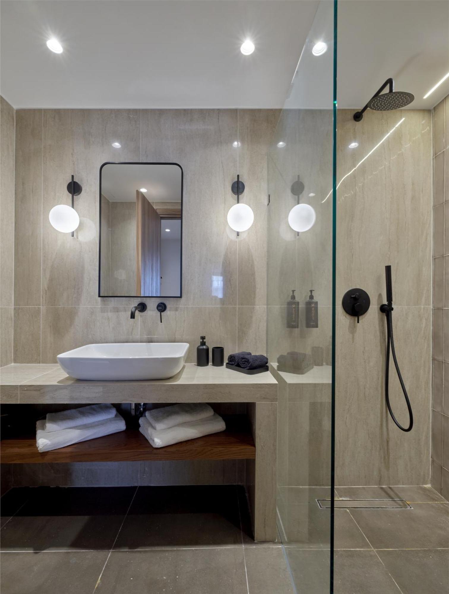 Haya Athens Loftie Suites Buitenkant foto
